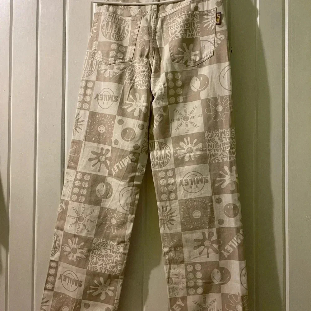 Smiley and H&M jeans-4 NWOT View 5